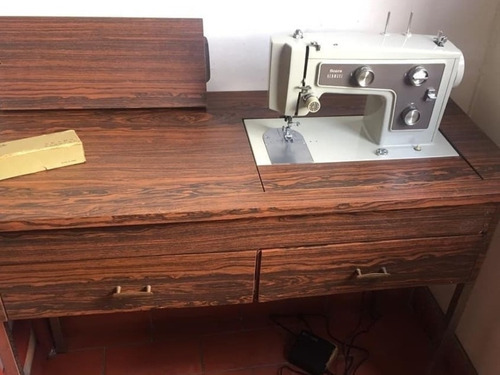 Imagen 2 de 9 de Máquina Kenmore Con Mesa