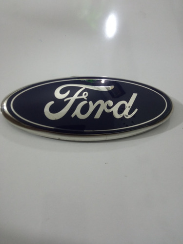 Emblema Platina Tapa Maleta Ford Fusion 2008 (original)