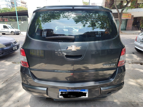 Imagen 6 de 16 de Chevrolet Spin 2016 1.8 Ltz 5as 105cv