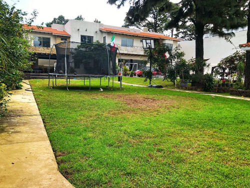 Imagen 2 de 4 de Casa Sola En Tzompantle Norte / Cuernavaca - Cbr-633-cs