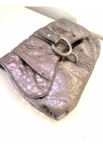 Desiderata Clutch Sobre Cuero Metalizado Cartera No Prune  