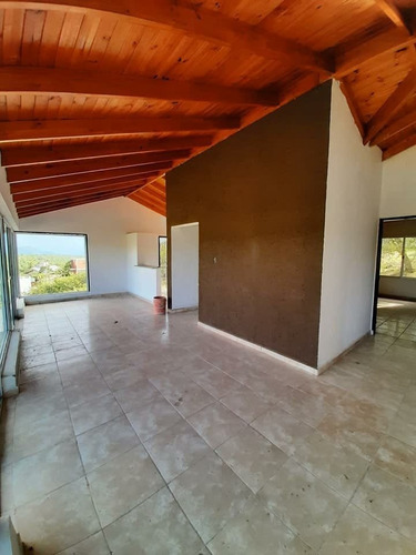 Imagen 2 de 8 de Casa En Villa General Belgrano