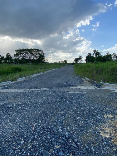 Terrenos En Zona Para Villa Tranquilo Y Seguro.