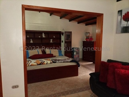 Imagen 9 de 28 de Hermoso Townhouse En Venta Urb Ciudad Jardín - Cagua 22-27064 Gjg 04243717762