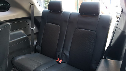Chevrolet Captiva 2018 2.4 Lt Gris Suv 7 Asientos 1* Mano