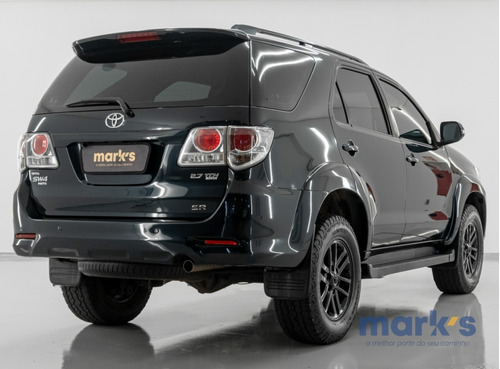 Toyota Hilux SW4 2.7 SR 4X2 16V FLEX 4P AUTOMÁTICO