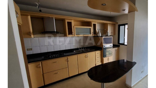 Imagen 7 de 24 de Townhouse Callejon Mañongo, Detras Del Farmatodo Mañongo Conjunto Residencial Las Trinitarias. A65aj7