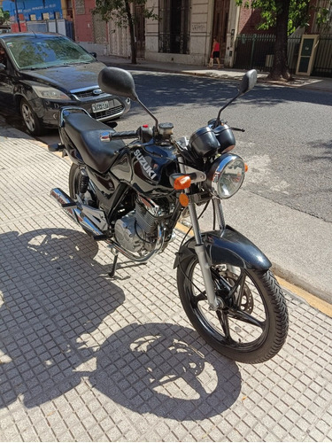 Imagen 8 de 10 de Suzuki En 125 2a