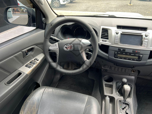 Toyota Hilux / CD4X4 SRV