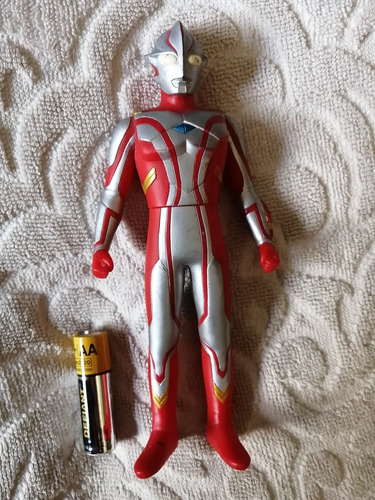 Ultraman Mebius 16cms Bandai