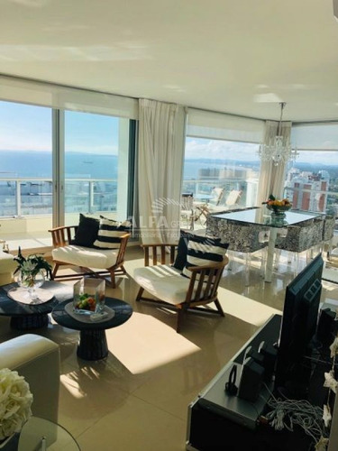 Imagen 6 de 19 de Apartamento En Venta, Mansa, Venta Temporario, 3 Dormitorios , Punta Del Este