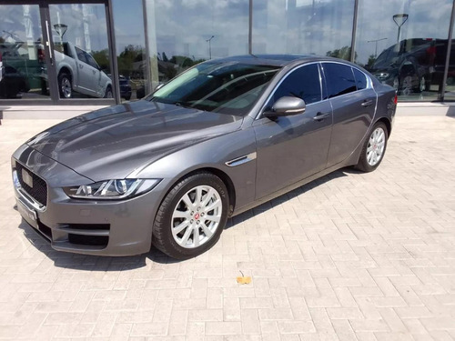 Jaguar XE 2.0 Se 240cv