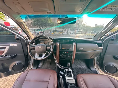 Toyota Fortuner Sw4 2.4 4x2 At Diesel