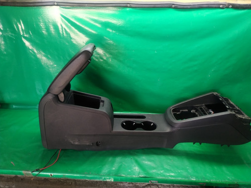 Consola Central Completa Volkswagen Jetta Vi 2012 Mod 10-17