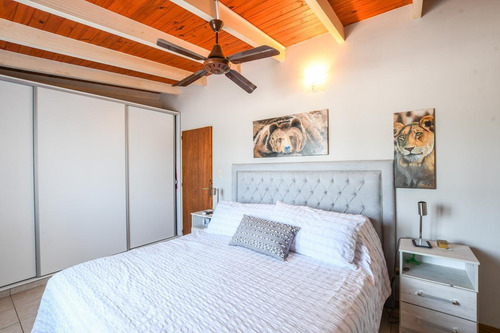 Imagen 12 de 23 de Casa De 3 Dormitorios En Venta Con Cochera Barrio Industrial Rosario