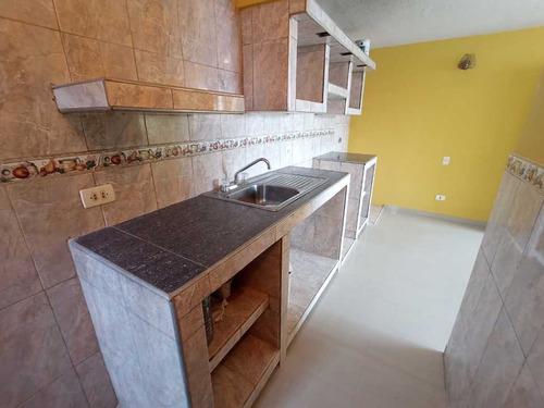 Imagen 7 de 21 de Apartamento En Alquiler En Urbanización Lechozal, Cagua.