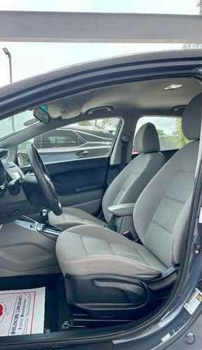 Imagen 5 de 7 de Kia Forte Ex
