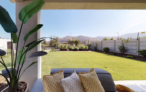 Casa En Venta, Nueva De 3d-3,5b. En Colina