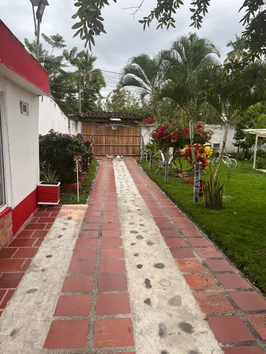 4.000 Mts Cuadradosdos Casasprincipal Con Tres Cuartos C