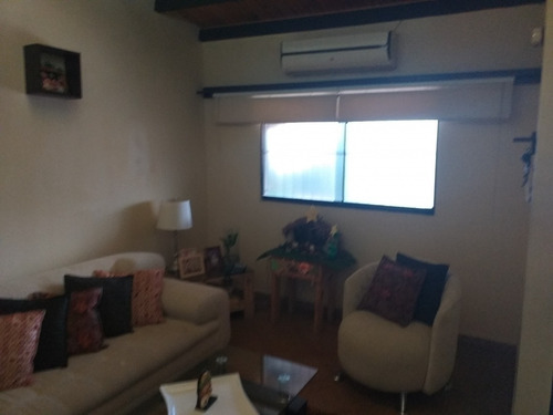 Imagen 10 de 14 de 415476 Liliana Trias 04140432833 Townhouse Venta La Cumaca