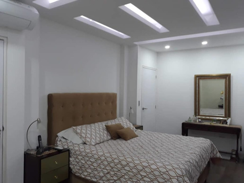 Se Vende Townhouse En Conj. Res. Rincón Garden. Foth-178