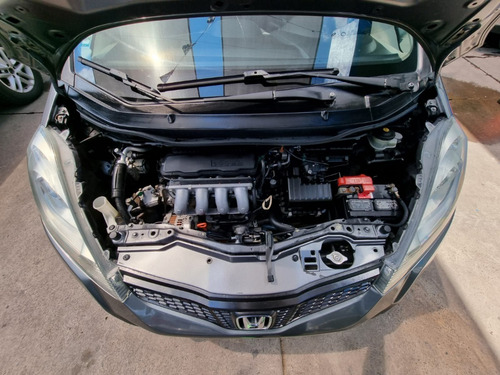 Imagen 2 de 15 de Honda Fit 2013