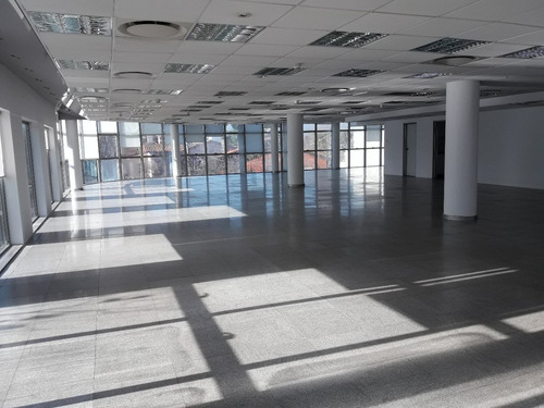 Oficinas Con Local Comercial En Alquiler | Av. Del Libertador 14071, Martínez | 895 M²