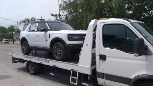 Imagen 3 de 9 de Auxilio Grua Traslados Automotor Y Maquinarias