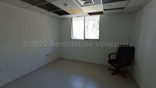 Imagen 28 de 30 de Casa En Venta En El Este De Barquisimeto, Santa Elena Ideal Para Uso Comercial Codigo 23-7831 Sps