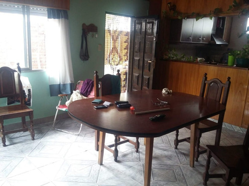 Imagen 4 de 9 de Excelente Casa 4 Ambientes En Venta - Rafael Calzada