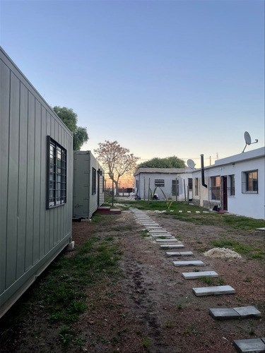 Dos Apartamentos Container, De Un Dormitorio. Los Bulevares