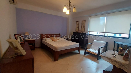 Apartamento En Venta En La Trigaleña Valencia Carabobo 24-2563, Eloisa Mejia