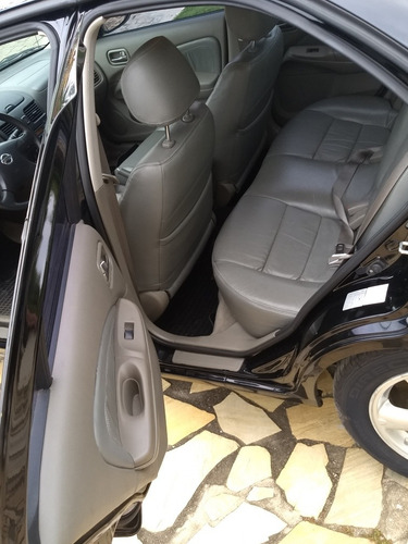 Nissan Sentra 2006 1.8 16v Gxe 4p
