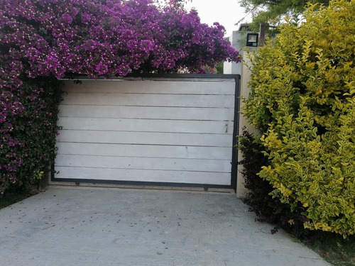 Imagen 2 de 16 de Casa Con Estufa A Leña) Playa Grande)