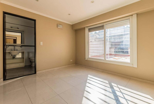 Imagen 22 de 30 de Venta De Casa De Categoría En Parque Chacabuco