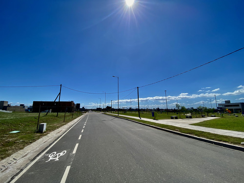 Imagen 1 de 4 de Docta 360m2 Con Posesión-etapa 4