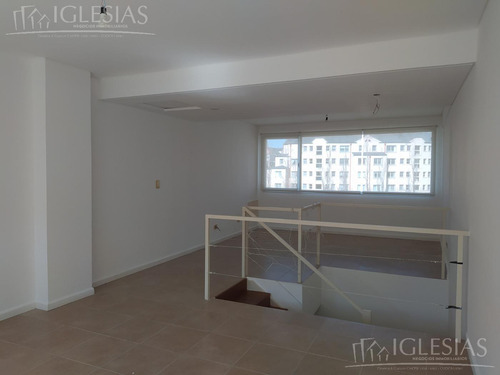Casa En Alquiler De 4 Ambientes En Solares Del Portezuelo, Nordelta