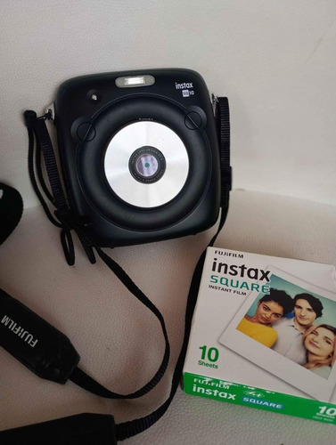 Fuji Instax Square Sq10, Cámara Hibrida Instantánea + Carga