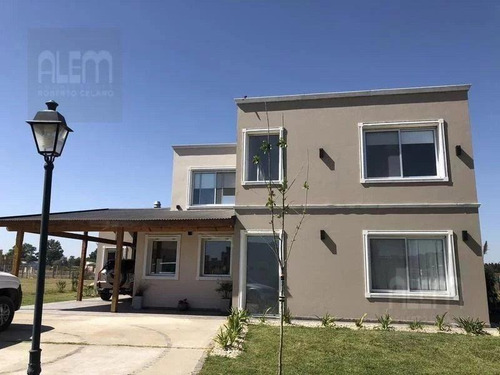 Imagen 1 de 2 de Casa En Venta En Canning