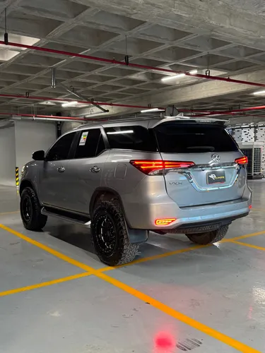 Toyota Fortuner 2018 4.0