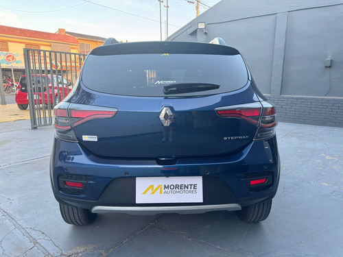 Renault Sandero Stepway Cab 2022- Juninautosmorente
