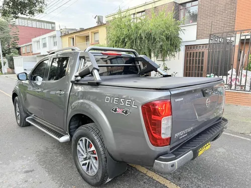 Nissan Frontier 2.5 LE DIESEL AUTOMÁTICA 4x4
