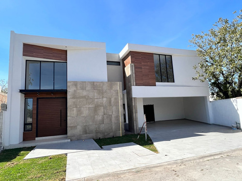 Casa En Venta En Residencial La Troje, Torreon 