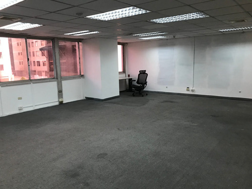 Imagen 4 de 16 de Oficina En Alquiler En Los Palos Grandes 224m2