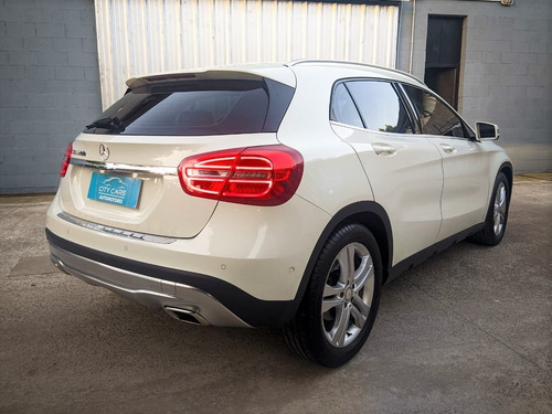 Imagen 8 de 13 de Mercedes Benz Gla 200 Urban A/t