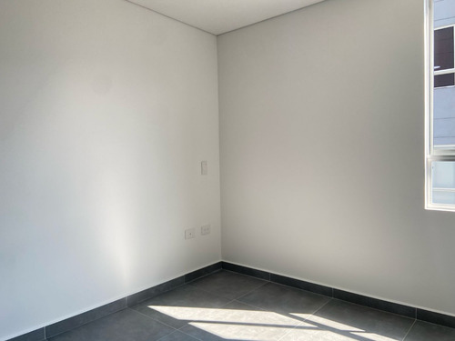 Venta De Apartamento En La Doctora, Sabaneta