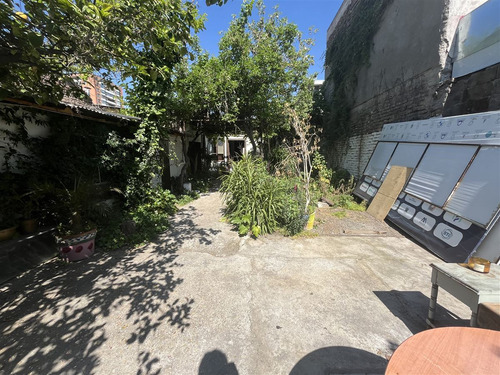 Casa En Arriendo De 10 Dorm. En Ñuñoa