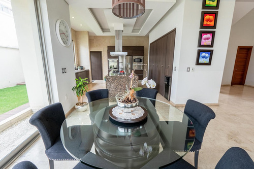 Casa En Renta En Providencia Metepec