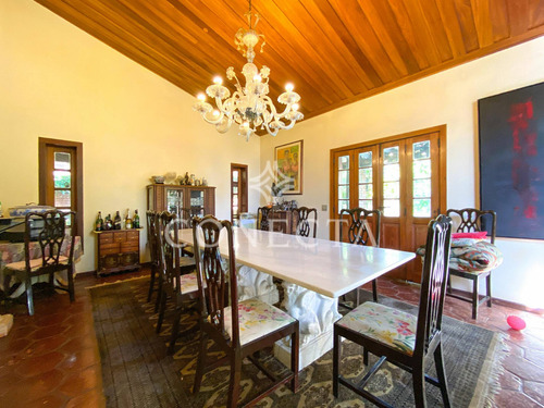 Imagem 12 de 29 de Alphaville 01 | Casa Estilo Fazenda | Enorme Quintal Gramado | Estilo Rústico - Cnc1285
