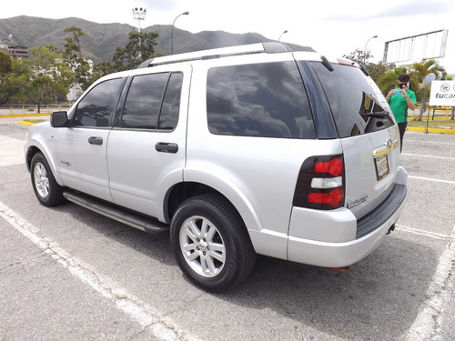 Ford Explorer 4x4